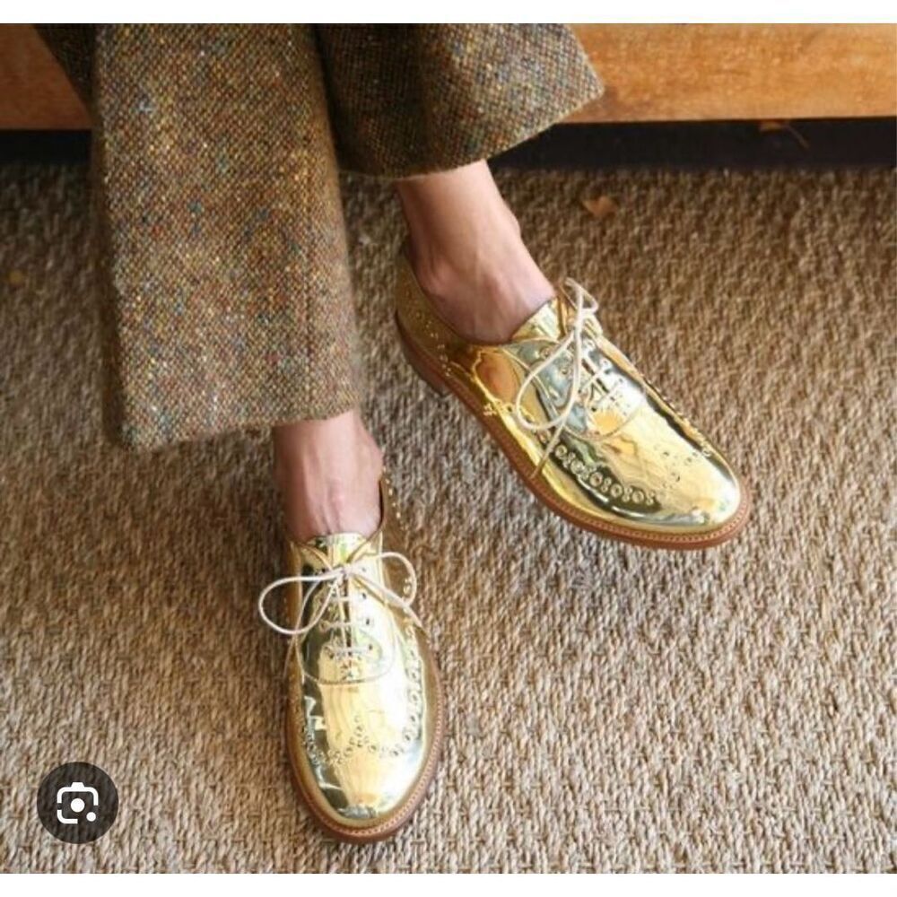 The Office of Angela Scott Mr Leopold gold patent leather Oxford 37.5/7.5 new wi